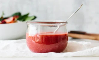 How to Make Raspberry vinaigrette sauce - 1 12