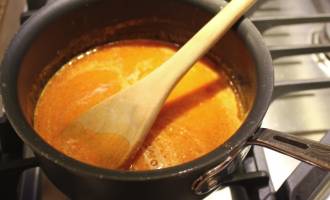How to Make Honey Sriracha sauce - Снимок экрана 2023 07 26 в 16.31.49